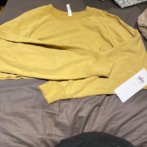 NWT Alo Yoga Double Take Pullover - Picture 3 of 11